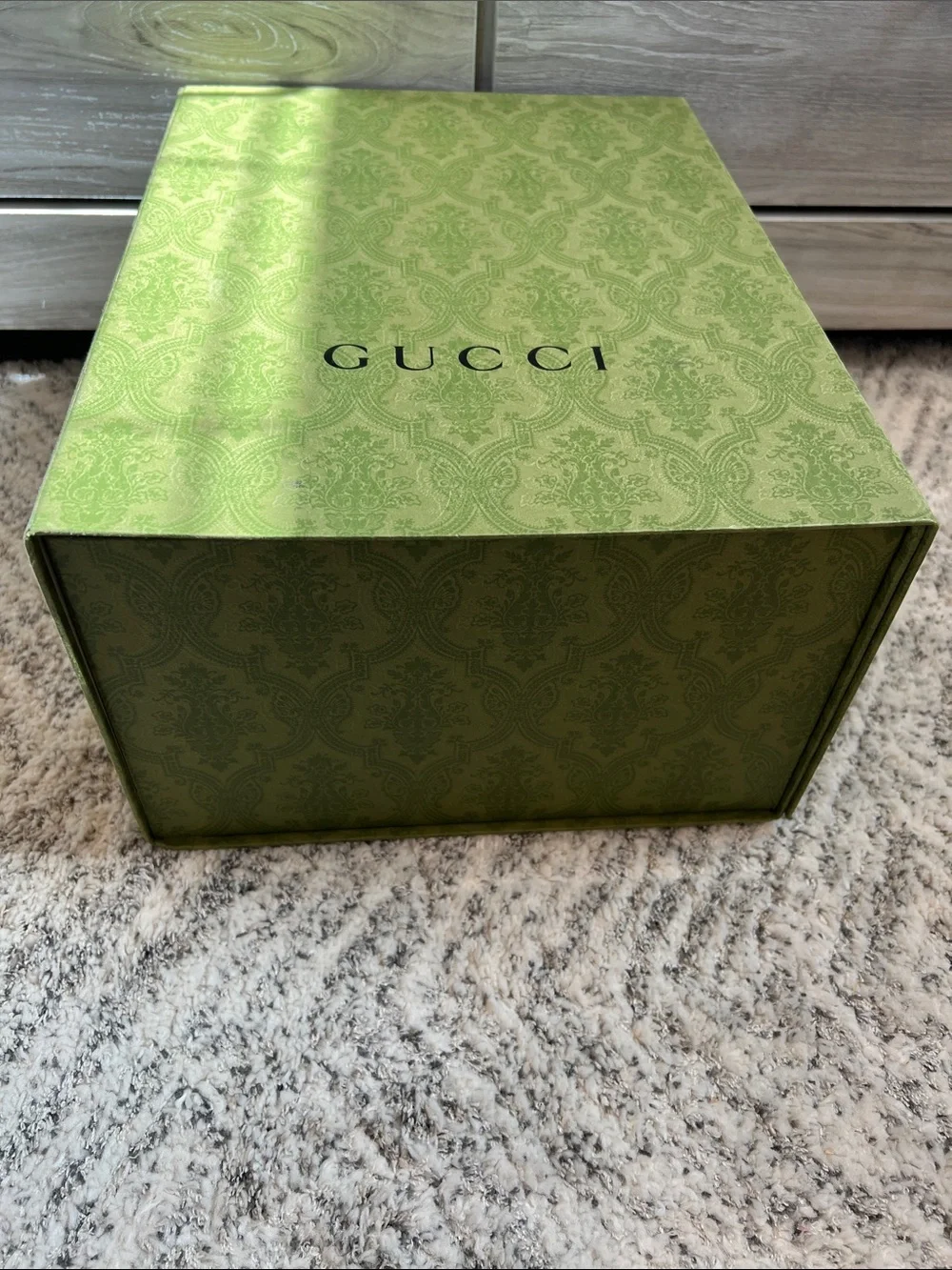 Gucci Green Patterned Magnetic Gift Box